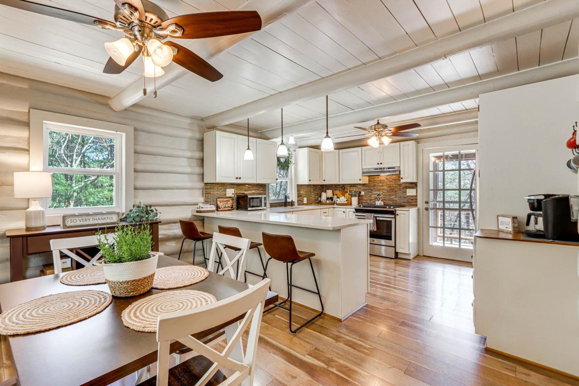 Dog-Friendly Hiawassee Cabin With Decks And Fire Pit! Exterior foto